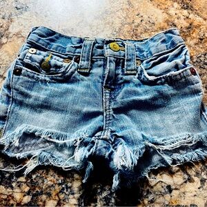 Girls true religion shorts, size 5
